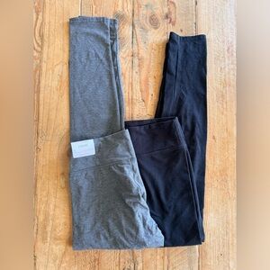 Aerie Everyday Stretch Legging, 2 pairs (black and gray) size M